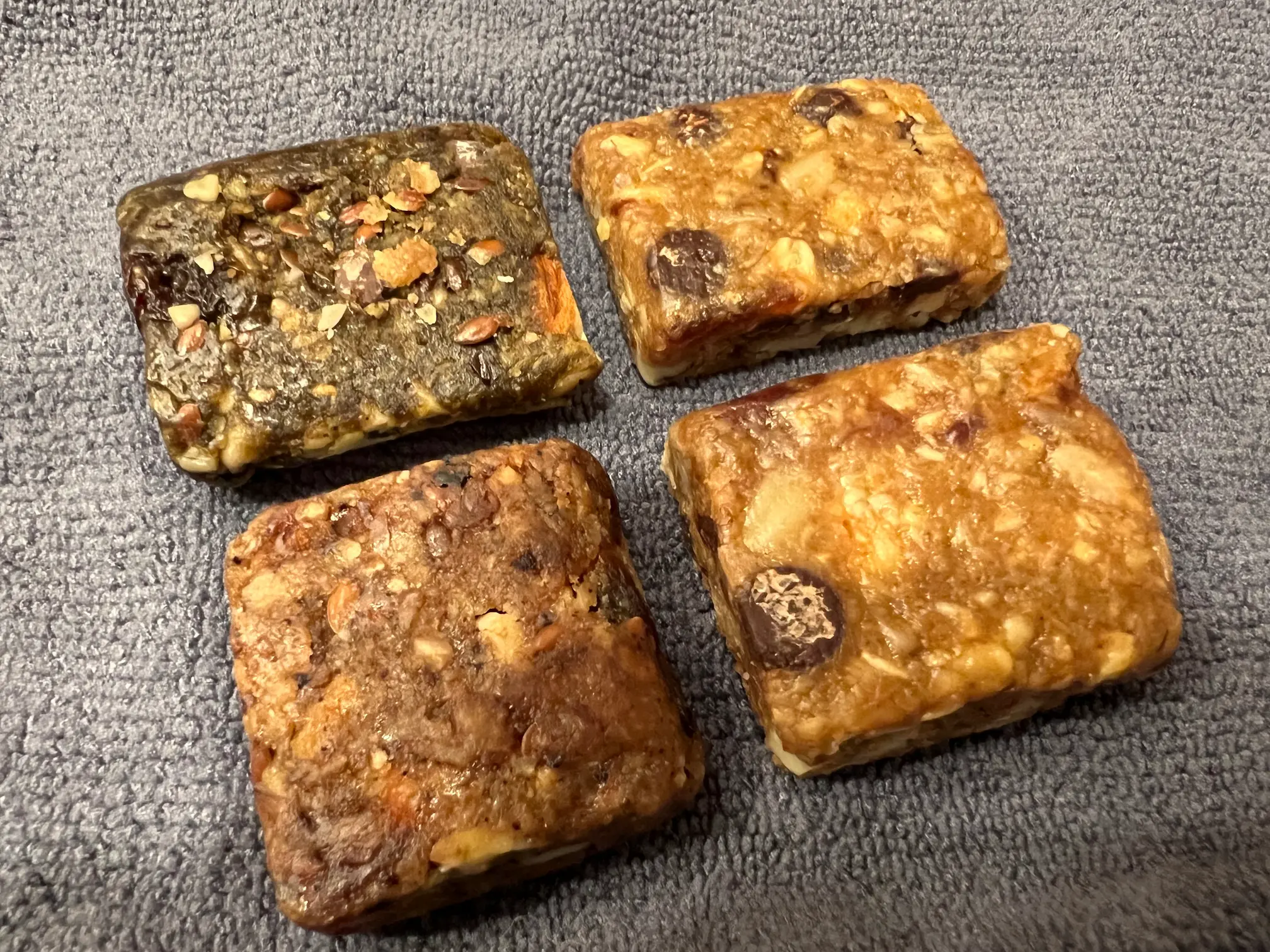 Four perfectly-portioned 100-calorie snack bites from a single PROBAR Meal Bar.