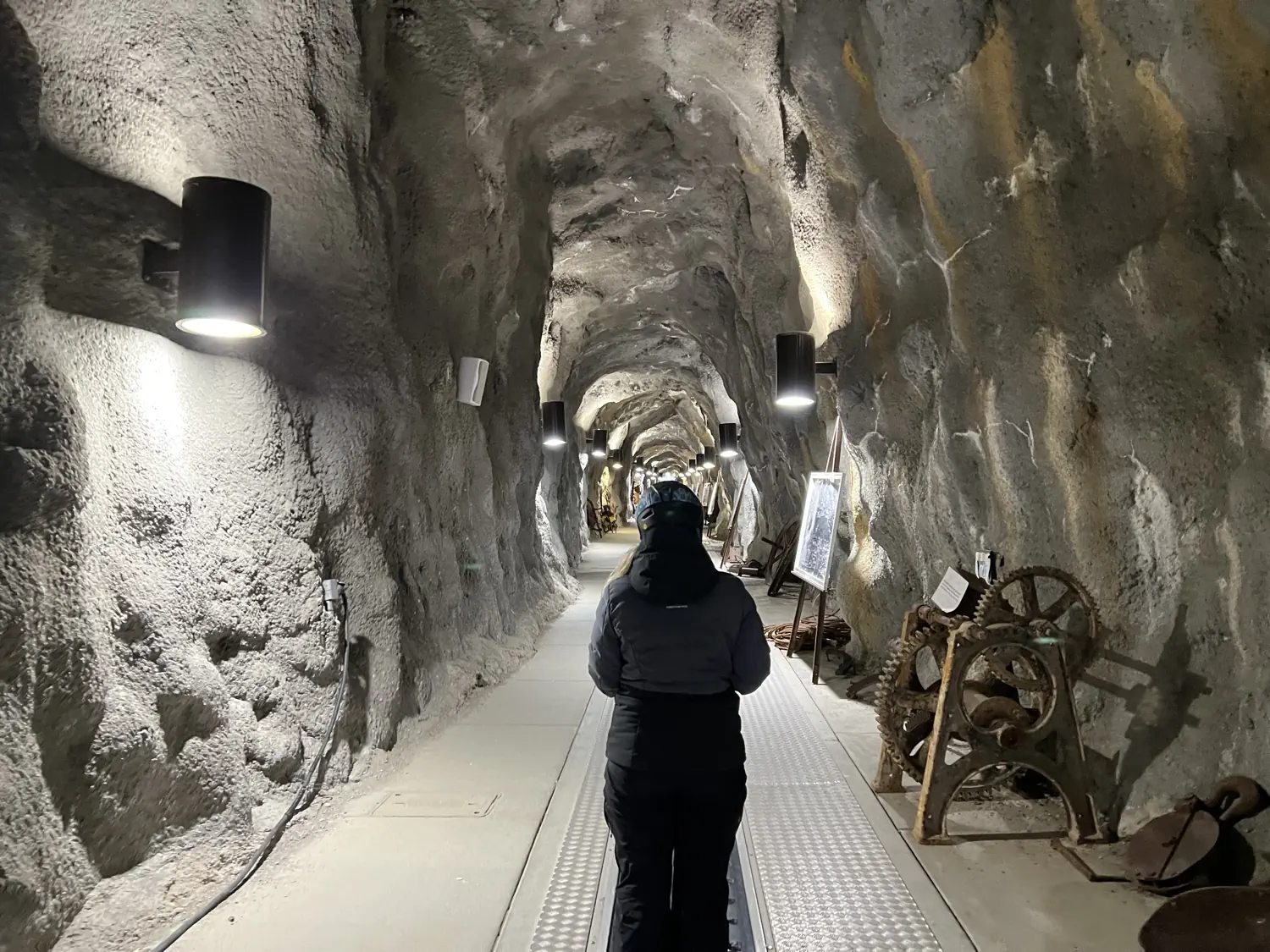 Lindsey is traversing through the Peruvian Tunnel at Snowbird