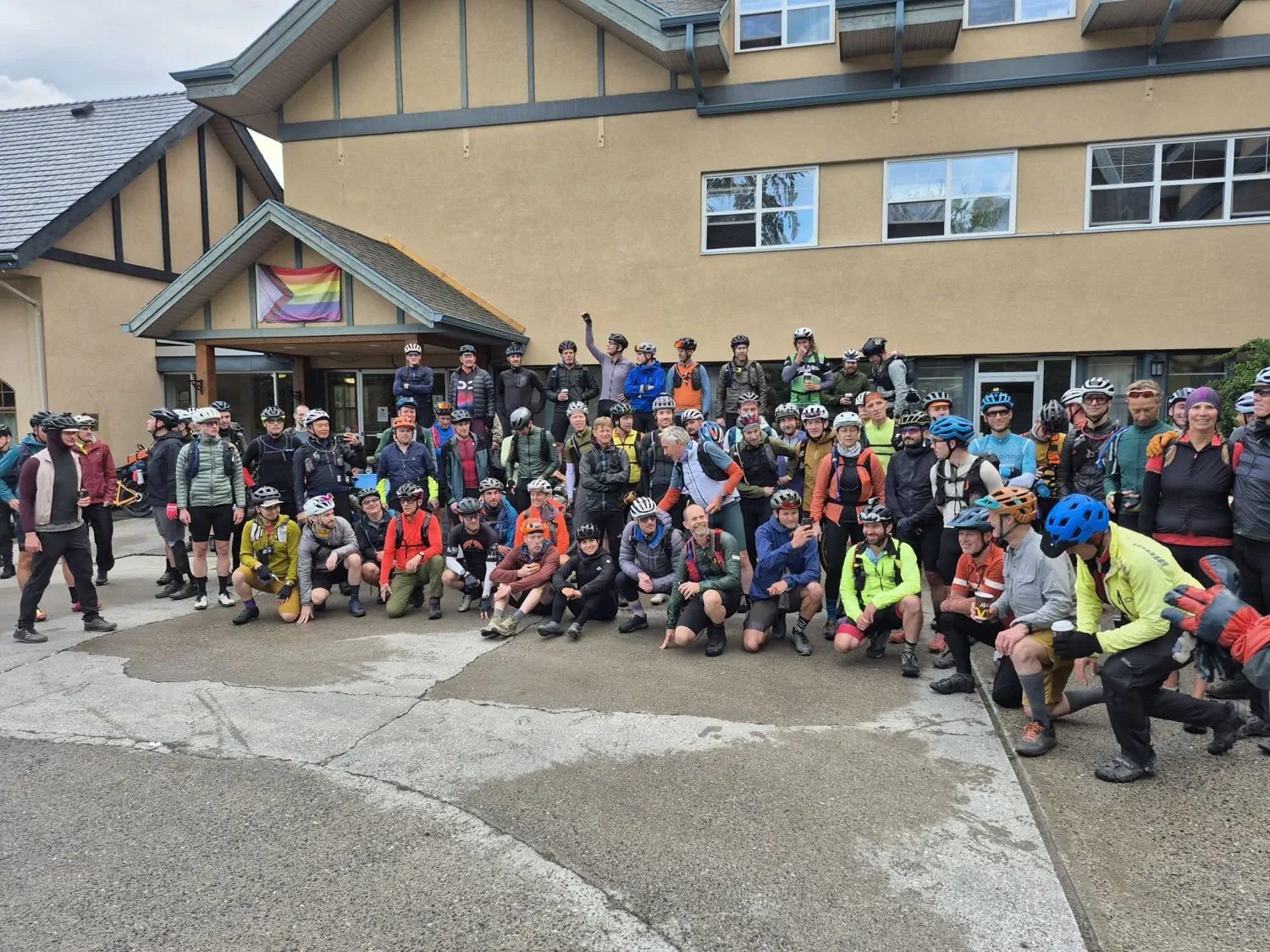 A group photo of all the 2025 Tour Divide racers taken just before the start of the race (can you spot Keith?)