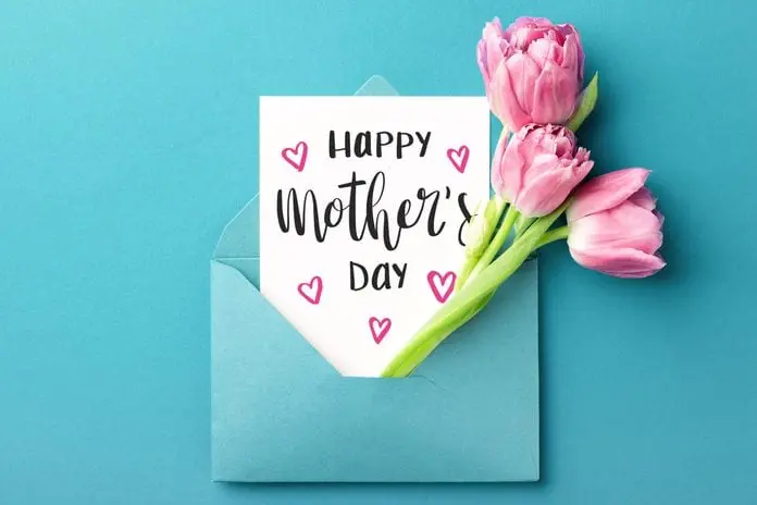 Graphic of a card that reads "Happy Mother's Day" (source: rd.com)